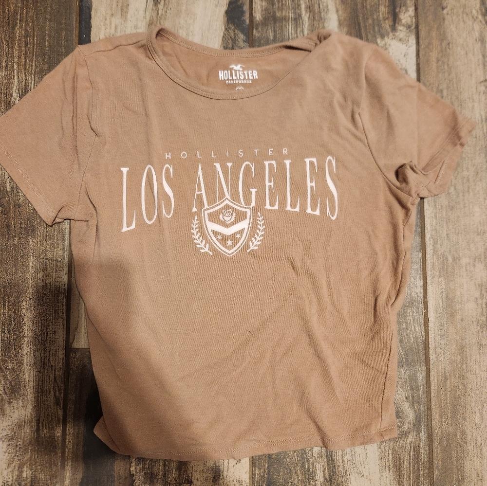 Hollister Tee!